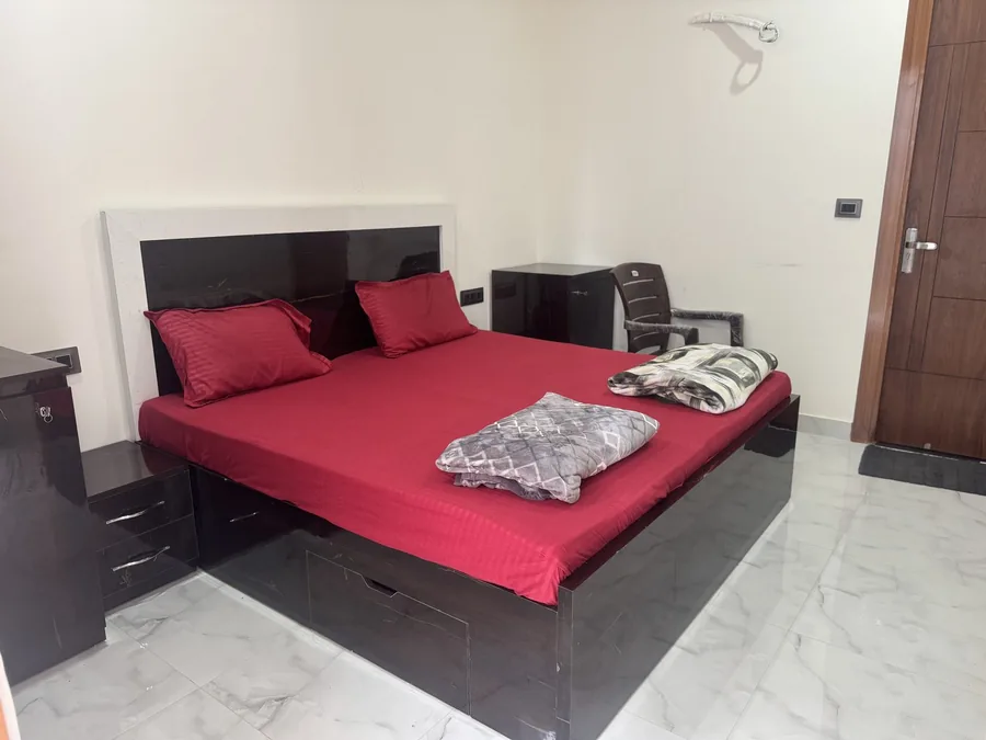 Private room with attached bathroom and valley view at Rudra Yogpeeth Rishikesh