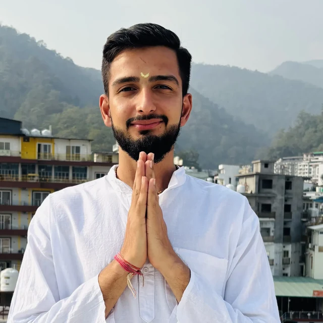 Lakshya Ji - Yoga Asana   Alignment at Rudra Yogpeeth