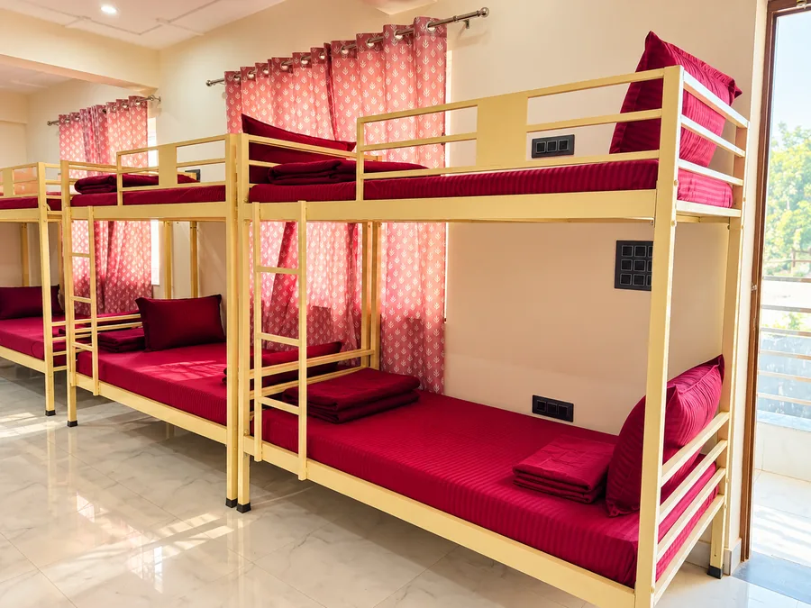 Bunk beds in a six-sharing dormitory at Rudra Yogpeeth Rishikesh