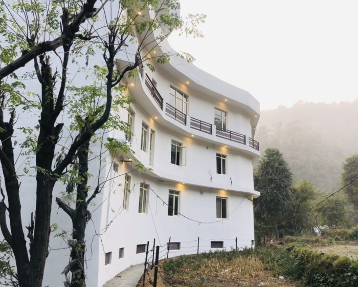 Best Yoga Ashram in rishikesh rudra yogpeeth